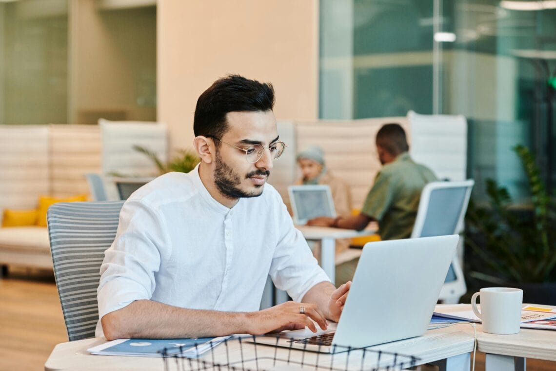 A Tecnologia é Responsável pela Diminuição da Inteligência Média Mundial? 1 A Tecnologia é Responsável pela Diminuição da Inteligência Média Mundial? Mente Acima